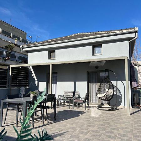 Volos Suites Center Exterior photo